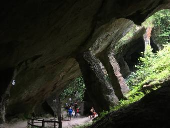 Caglieron’s caves