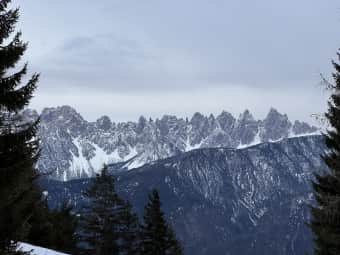 Winter at the Antelao refuge 4