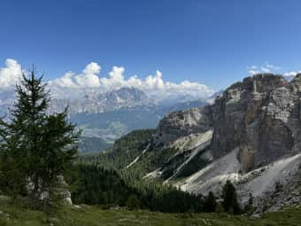 The “Muraglia di Giau” and the “Lastoi de Formin” 6