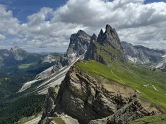 Seceda - hiking to the Odle