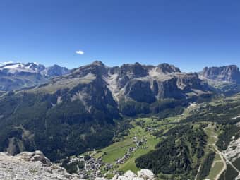 Sassongher: la vetta che abbraccia le Dolomiti 6